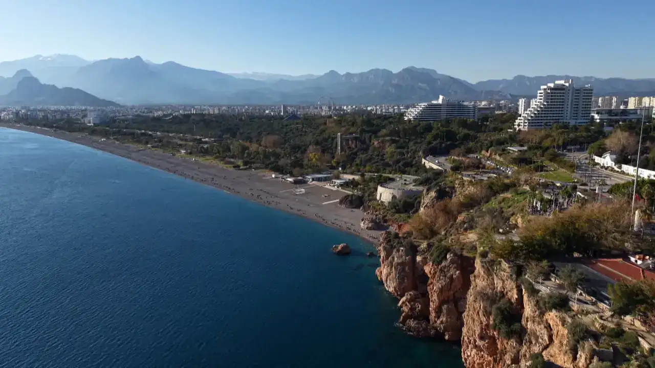 Antalya’nın 9 Kilometrelik Doğa Harikası! 1